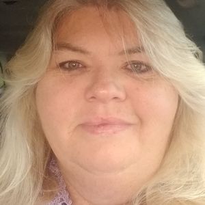 Meet your Posher, Ramona